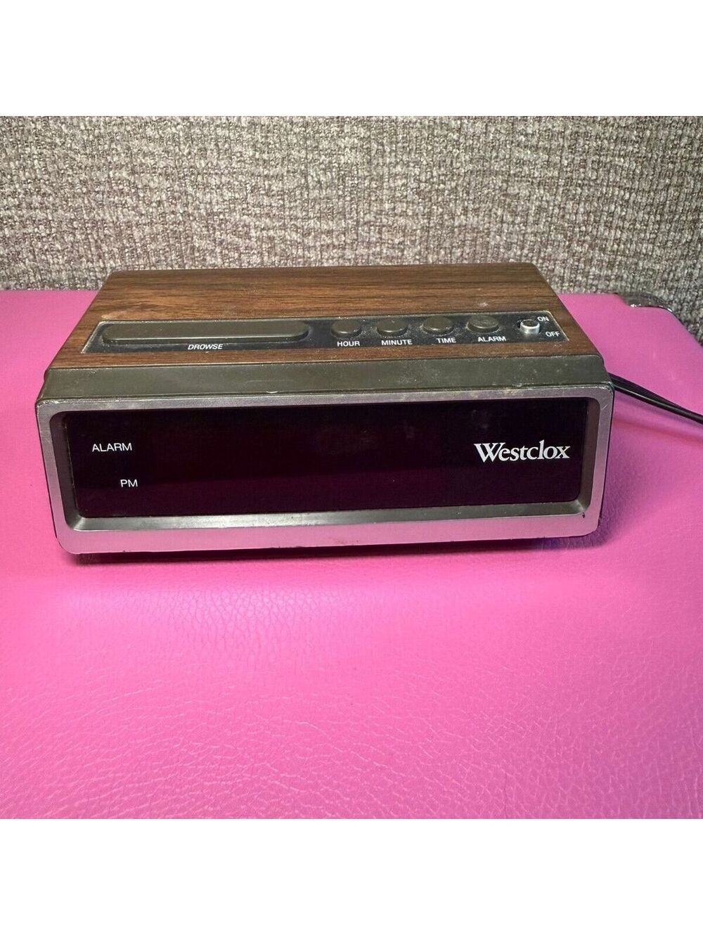Vintage Westclox Digital LED Alarm Clock Model 22651 Woodgrain Drowse Retro